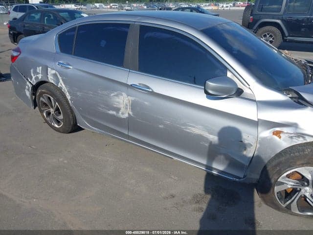 2017 HONDA ACCORD LX 19