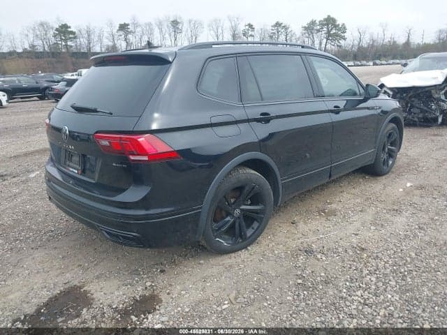 2023 VOLKSWAGEN TIGUAN 2.0T SE R-LINE BLACK 4