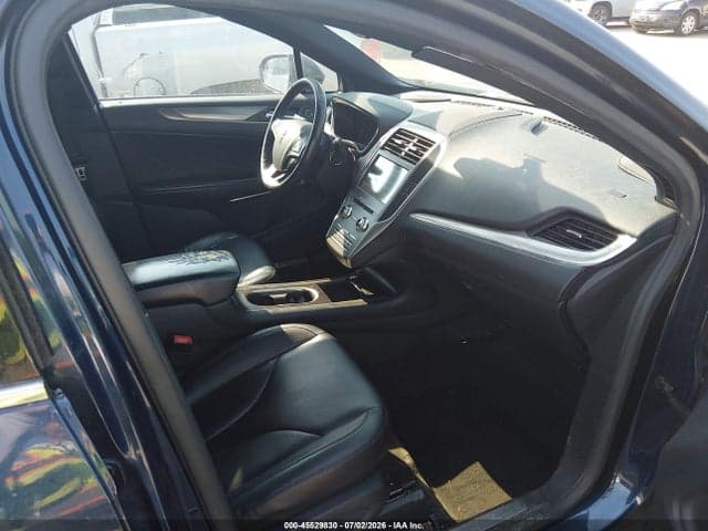 2016 LINCOLN MKC PREMIER 5