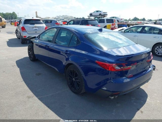 2025 TOYOTA CAMRY SE 3