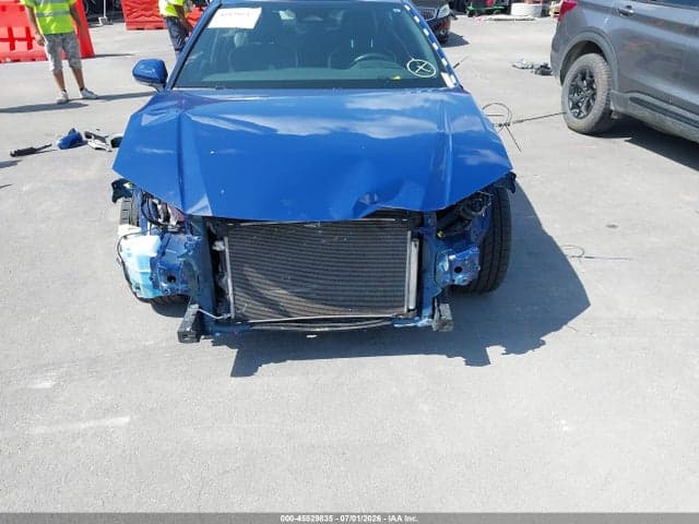 2025 TOYOTA CAMRY SE 6