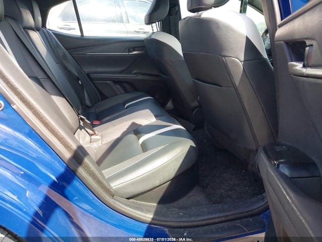 2025 TOYOTA CAMRY SE 8