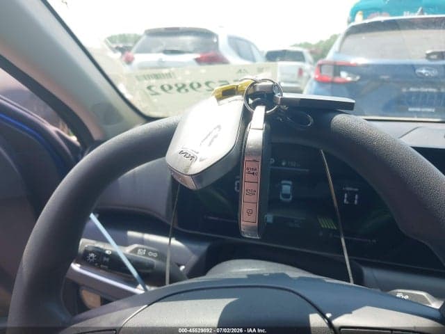 2025 KIA K4 LXS 11