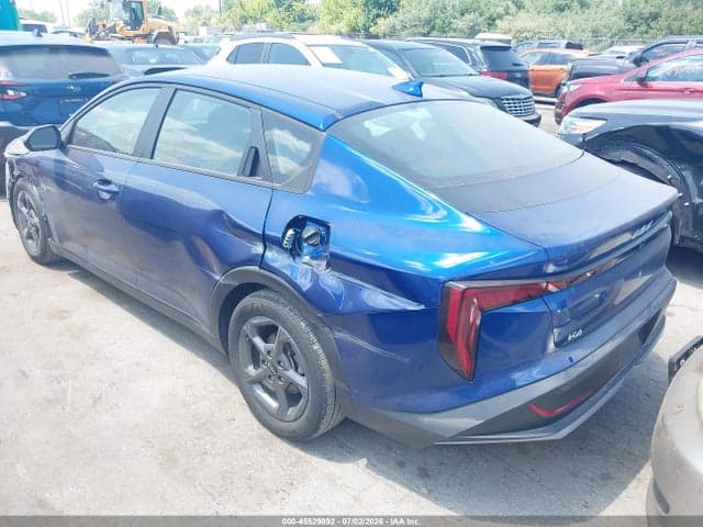 2025 KIA K4 LXS 3