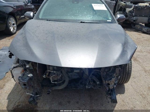 2019 TOYOTA CAMRY SE 6