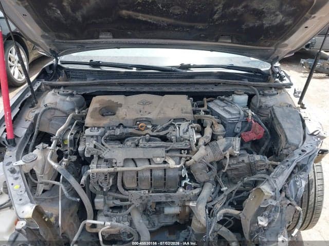 2019 TOYOTA CAMRY SE 10