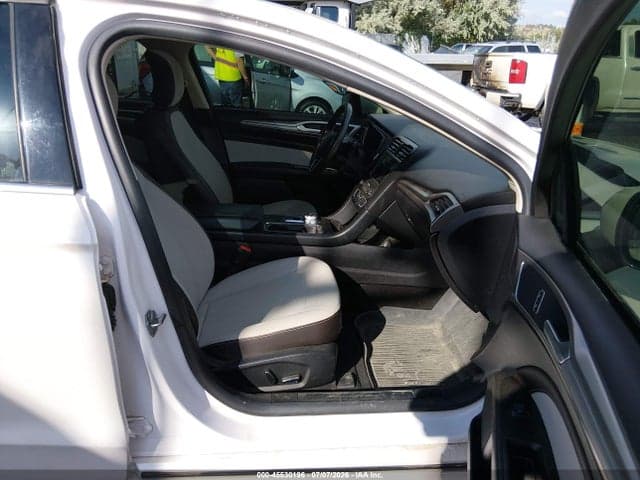 2019 FORD FUSION SE 5