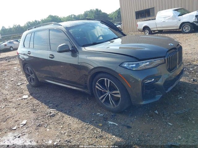 2022 BMW X7 M50I