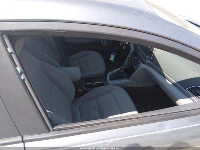2017 HYUNDAI ELANTRA SE 12