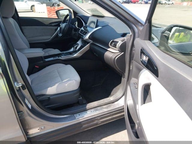 2019 MITSUBISHI ECLIPSE CROSS SE 5