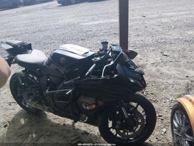 2025 YAMAHA YZFR7 - 1