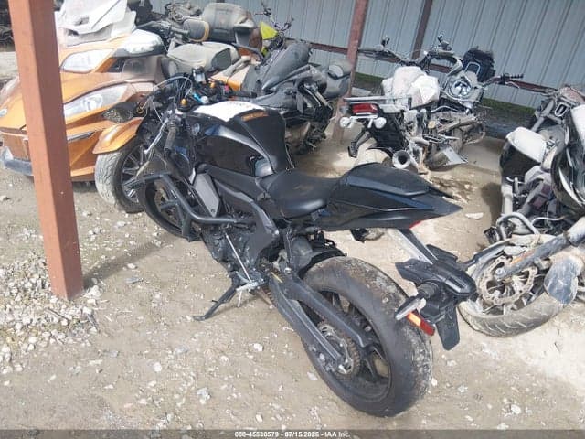 2025 YAMAHA YZFR7 3