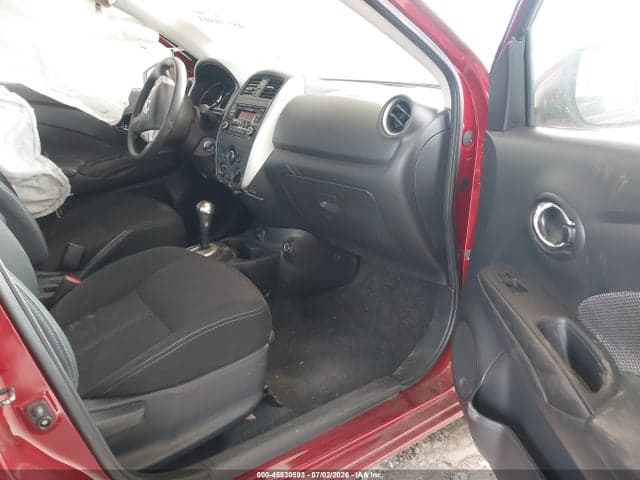2017 NISSAN VERSA 1.6 SV 5