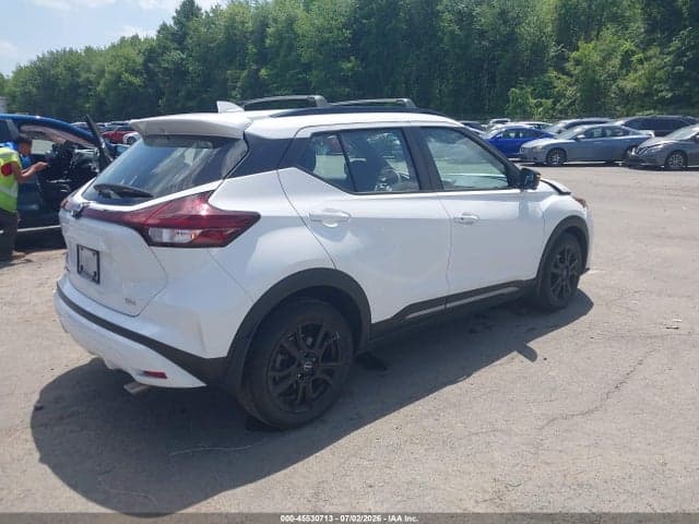 2024 NISSAN KICKS SR XTRONIC CVT 4