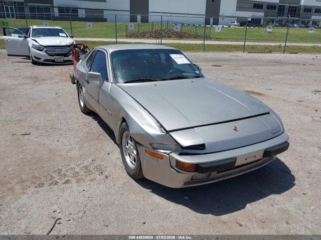 1986 PORSCHE 944 - 1