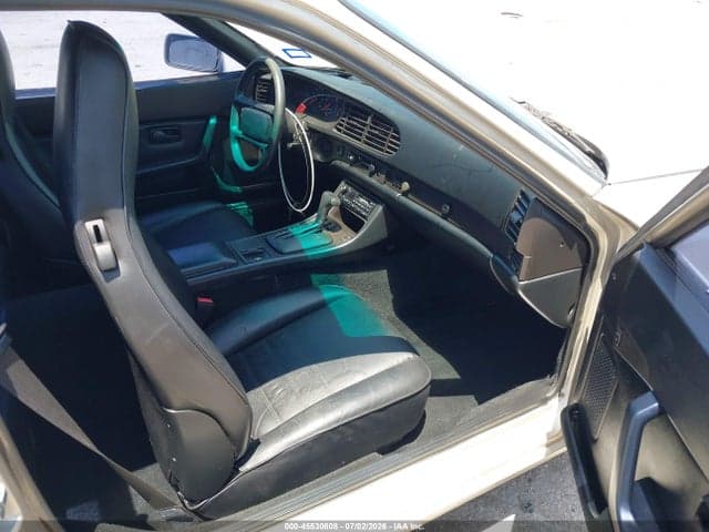 1986 PORSCHE 944 5