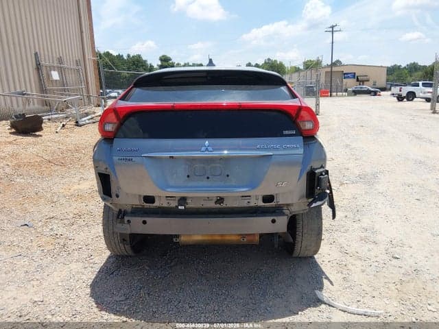 2018 MITSUBISHI ECLIPSE CROSS SE/SEL 17