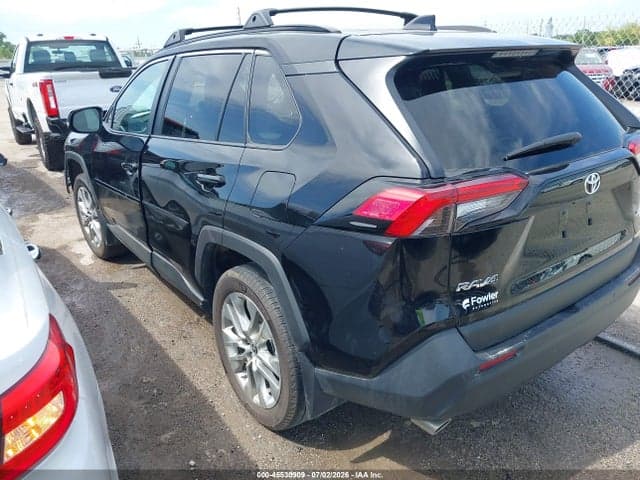 2025 TOYOTA RAV4 XLE PREMIUM 3