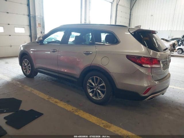 2017 HYUNDAI SANTA FE SE 3