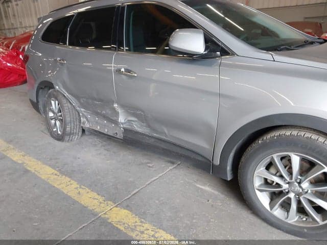 2017 HYUNDAI SANTA FE SE 6