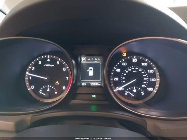 2017 HYUNDAI SANTA FE SE 7