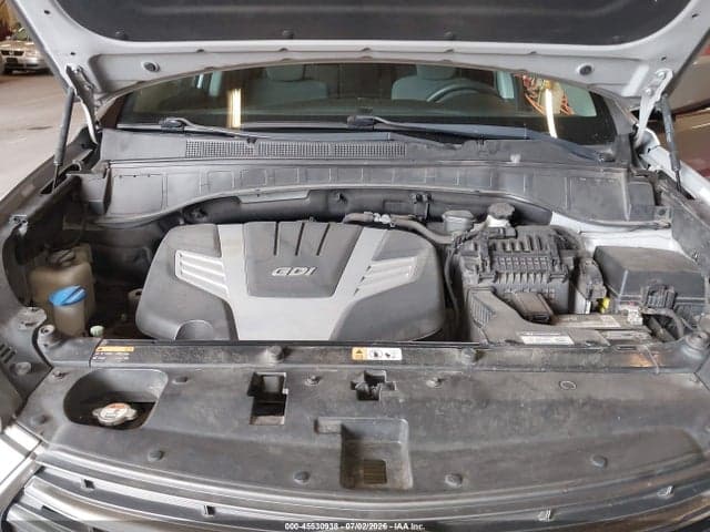 2017 HYUNDAI SANTA FE SE 10