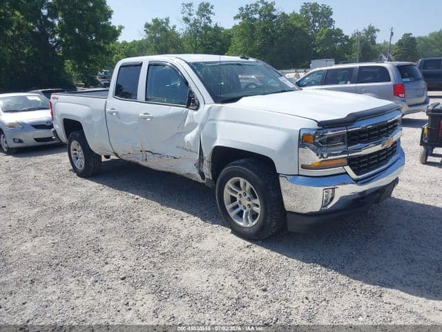 2017 CHEVROLET SILVERADO 1500 LT - 1