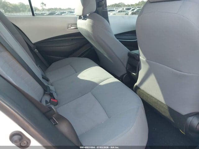 2020 TOYOTA COROLLA SE 8