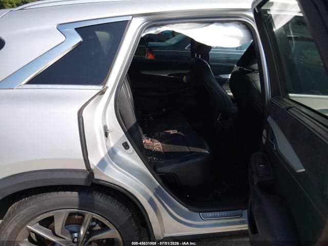 2019 INFINITI QX50 ESSENTIAL 8