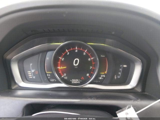 2017 VOLVO XC60 T5 DYNAMIC 7