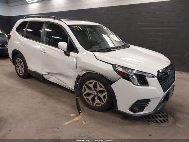 2024 SUBARU FORESTER PREMIUM - 1