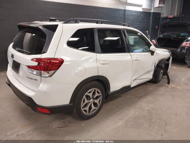 2024 SUBARU FORESTER PREMIUM 4