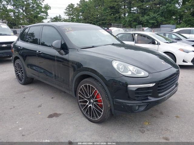 2017 PORSCHE CAYENNE 1