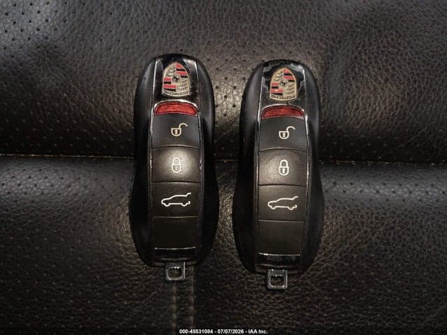 2017 PORSCHE CAYENNE 11