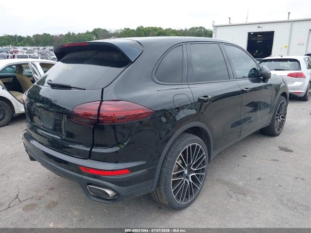 2017 PORSCHE CAYENNE 4