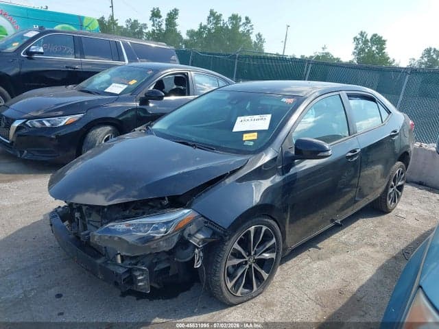 2019 TOYOTA COROLLA SE 2