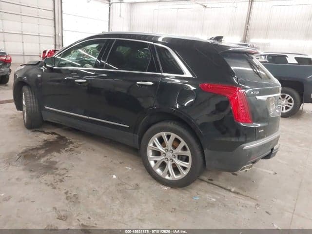2017 CADILLAC XT5 LUXURY 3