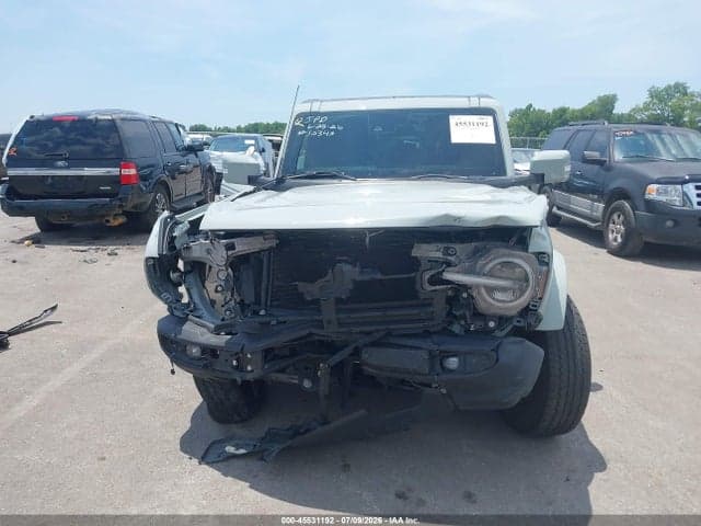 2024 FORD BRONCO OUTER BANKS 12