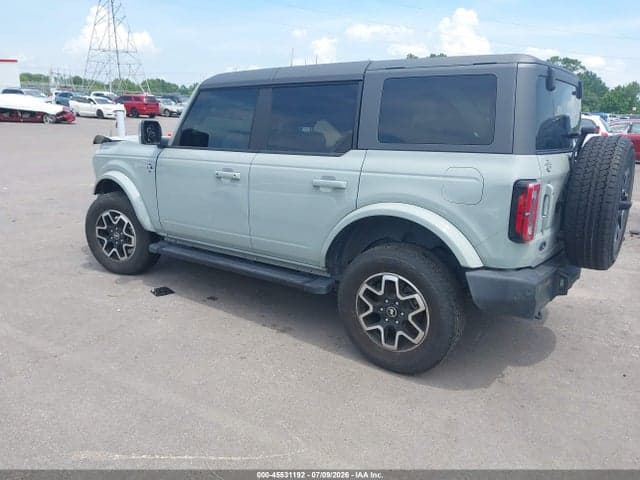 2024 FORD BRONCO OUTER BANKS 3