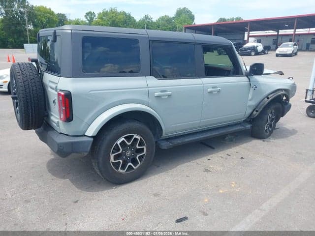 2024 FORD BRONCO OUTER BANKS 4