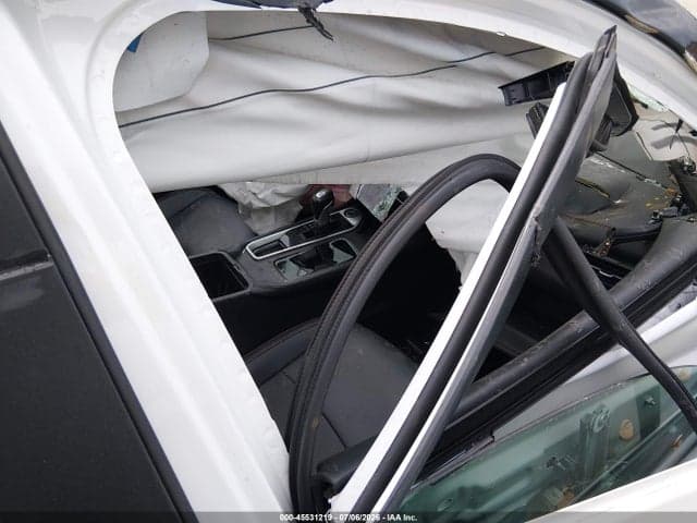 2025 NISSAN SENTRA SR 5