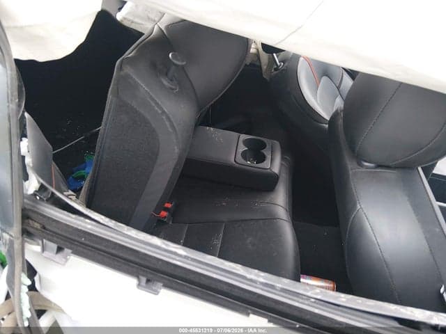 2025 NISSAN SENTRA SR 8