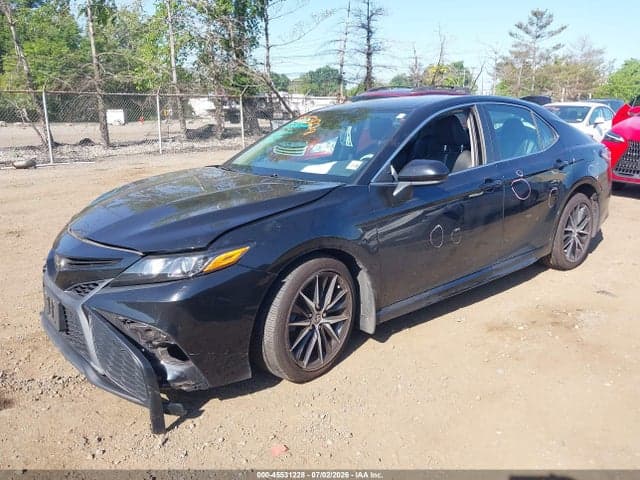 2021 TOYOTA CAMRY SE 2