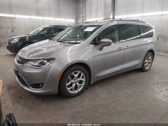 2017 CHRYSLER PACIFICA TOURING-L 2