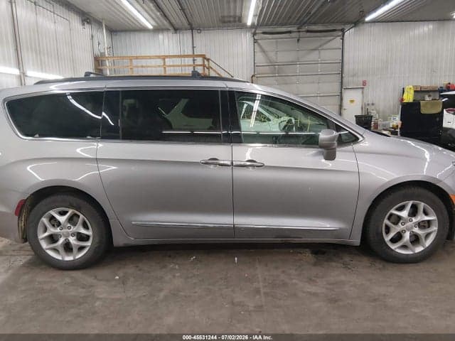 2017 CHRYSLER PACIFICA TOURING-L 14
