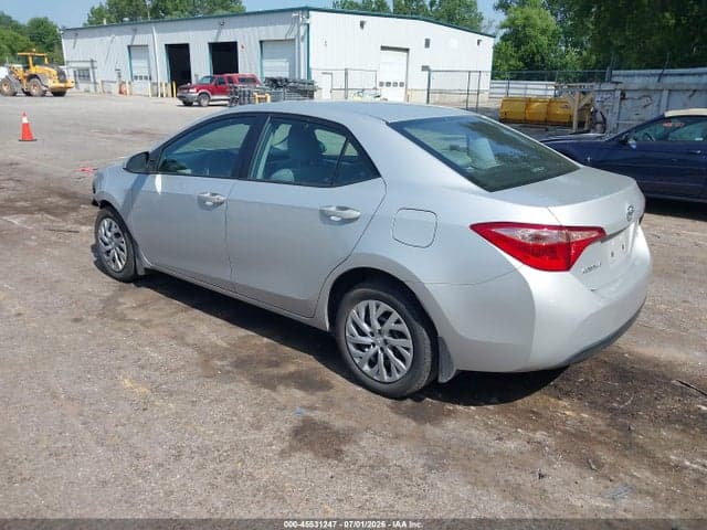 2018 TOYOTA COROLLA LE 3