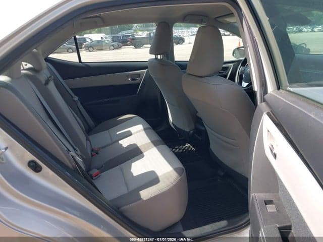 2018 TOYOTA COROLLA LE 8