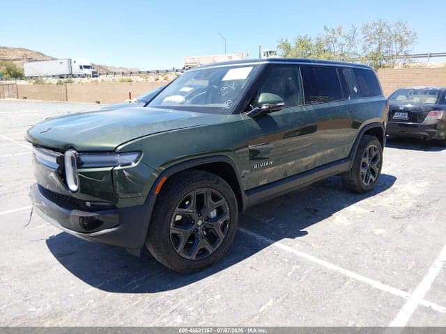 2025 RIVIAN R1S 2