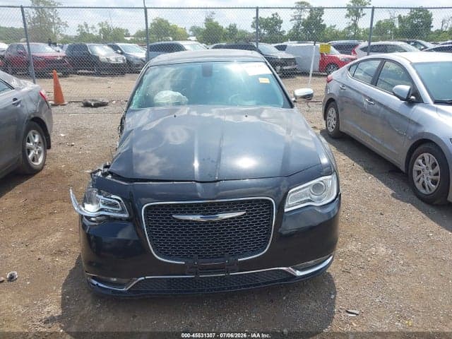 2017 CHRYSLER 300C 12