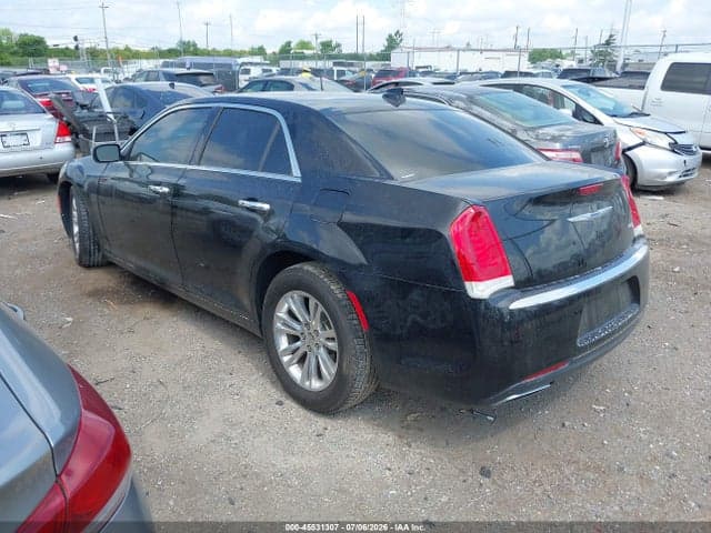 2017 CHRYSLER 300C 3